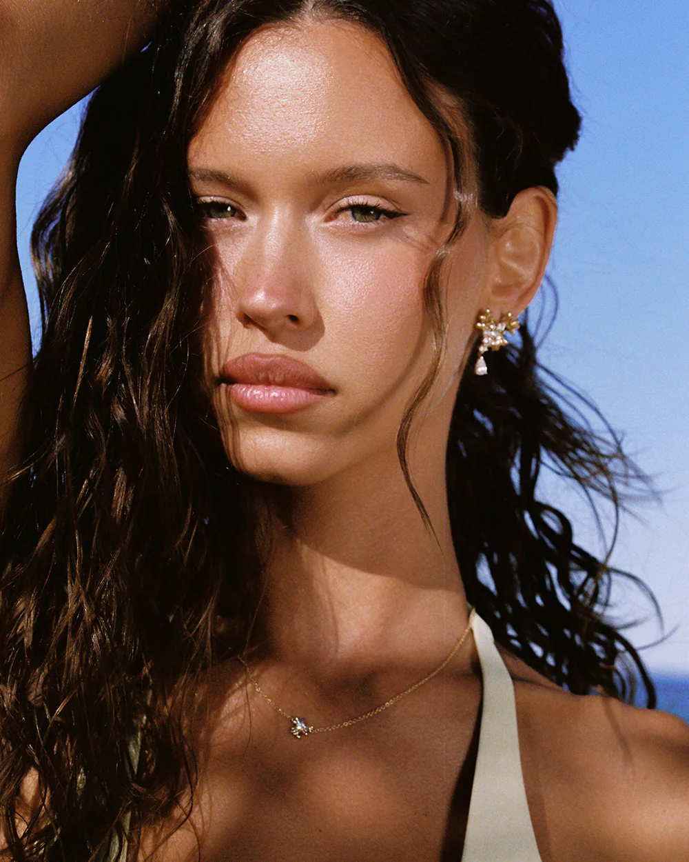 Isola Coral Earrings - Image 3