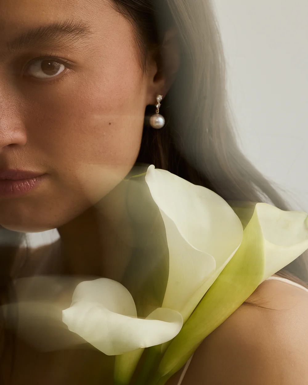 Renee Pearl Drop Earrings - Image 11