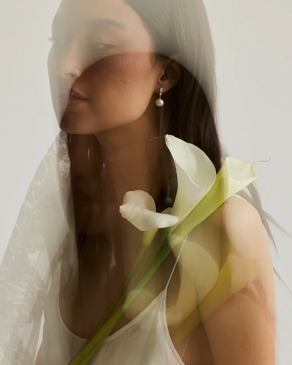 Renee Pearl Drop Earrings - Image 4