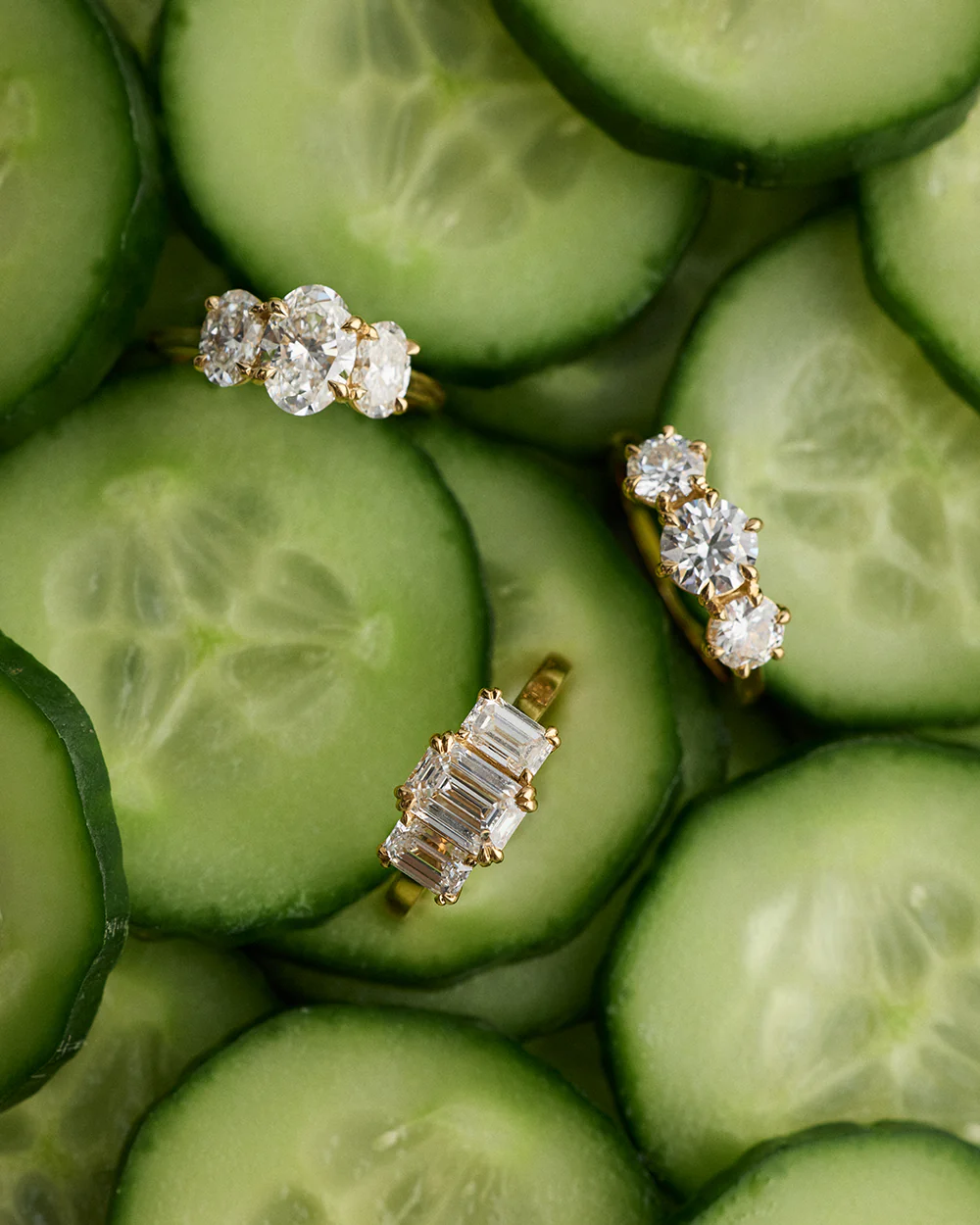 Stella 2.01ct Oval Diamond Trilogy Ring - Image 6